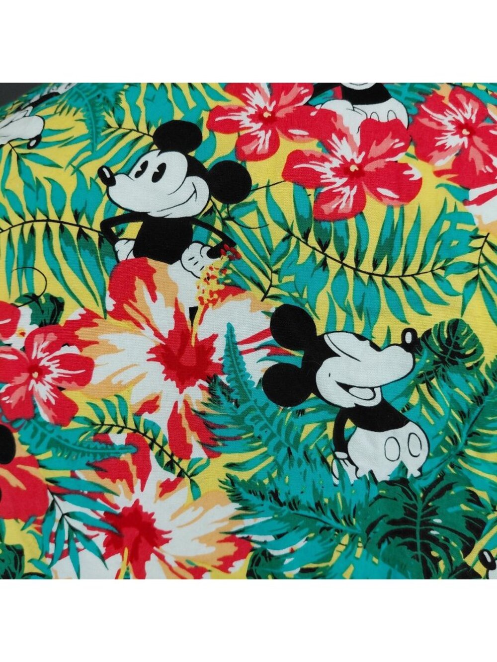 Disney Shirt Mens Medium Mickey Mouse Hawaiian Tropical Button Up Travel Dad - Picture 1 of 12